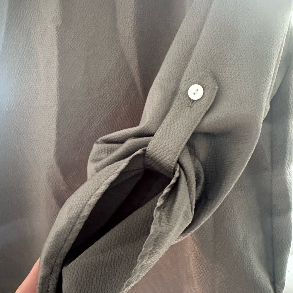 Women’s Chico’s olive green blouse size 2